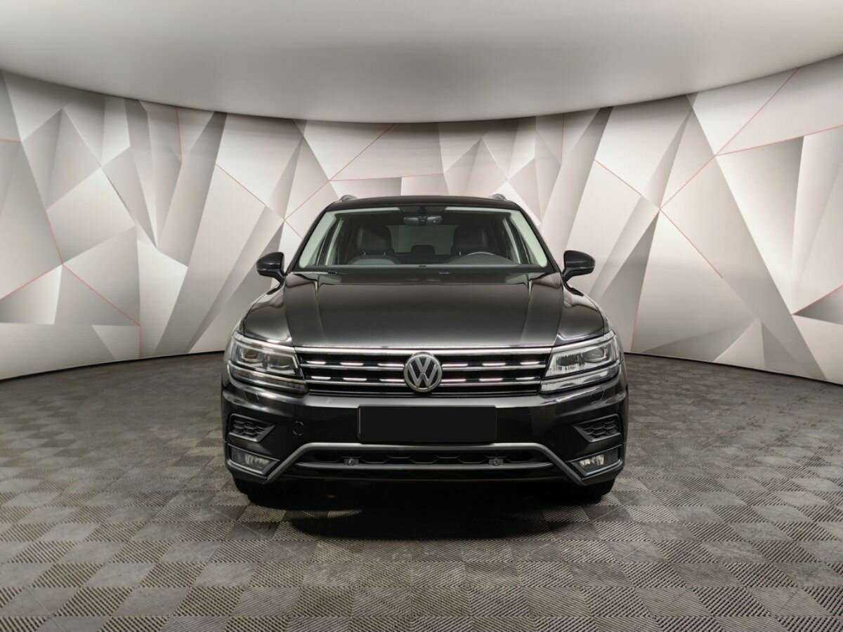 Купить Volkswagen Tiguan с пробегом. Фото: #6