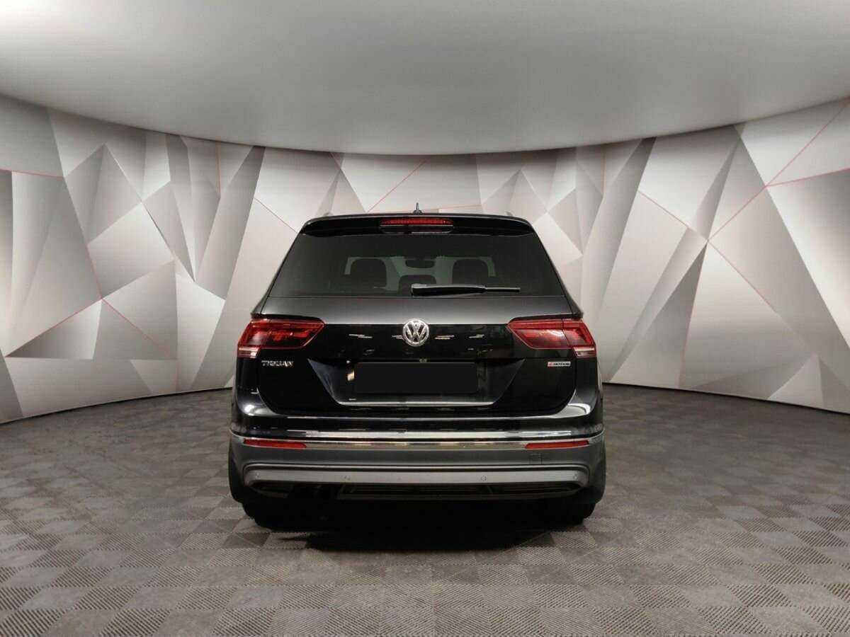 Купить Volkswagen Tiguan с пробегом. Фото: #7