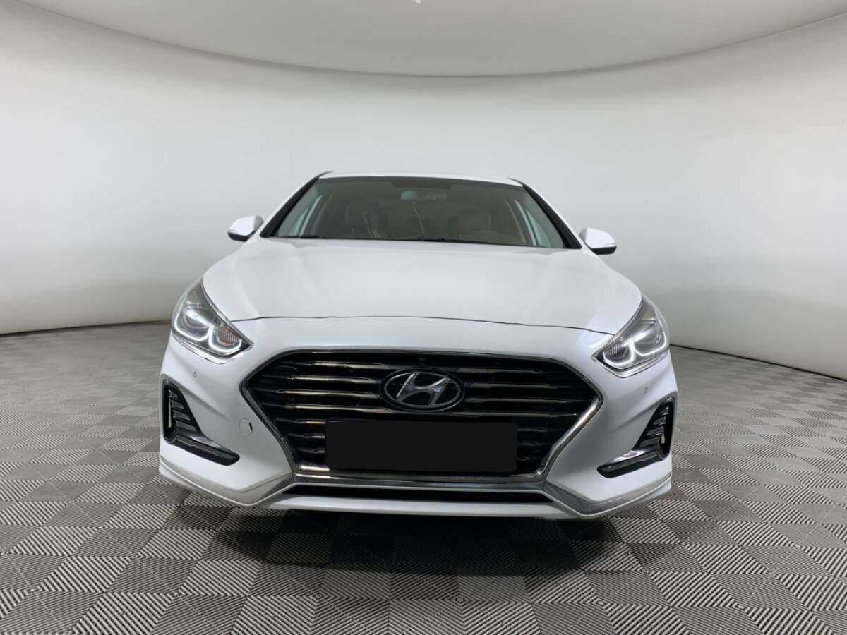 Купить Hyundai Sonata с пробегом. Фото: #1