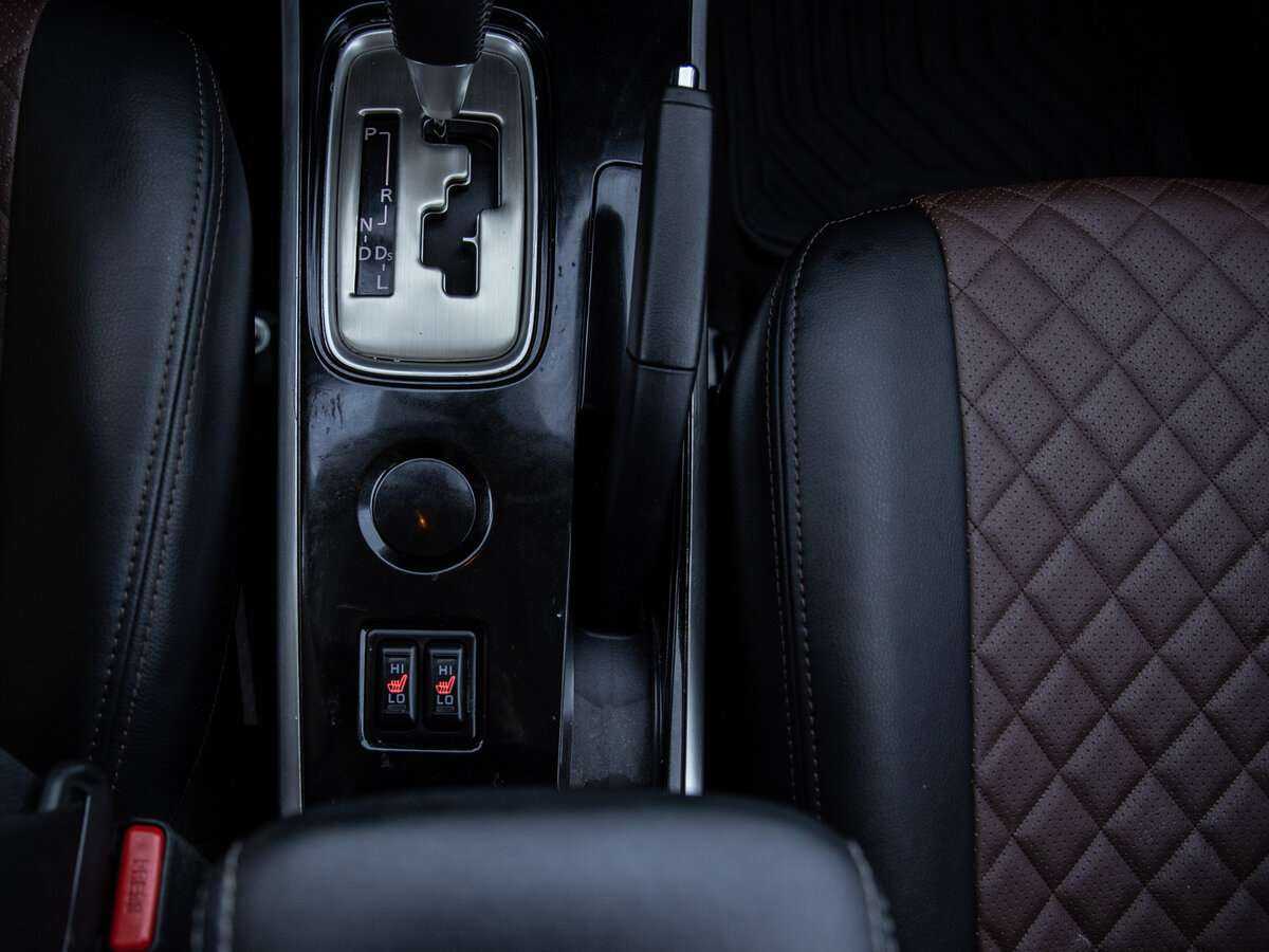 Купить Mitsubishi Outlander с пробегом. Фото: #20