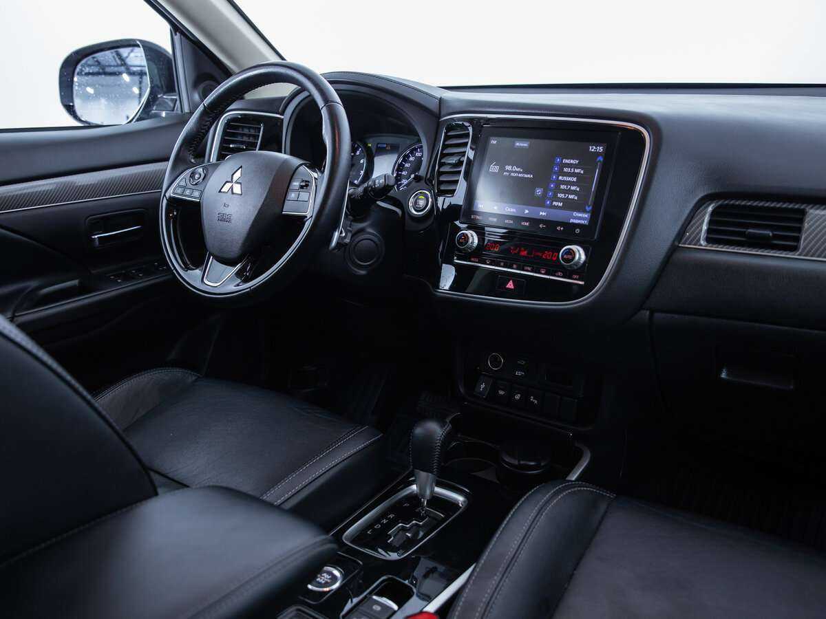Купить Mitsubishi Outlander с пробегом. Фото: #8