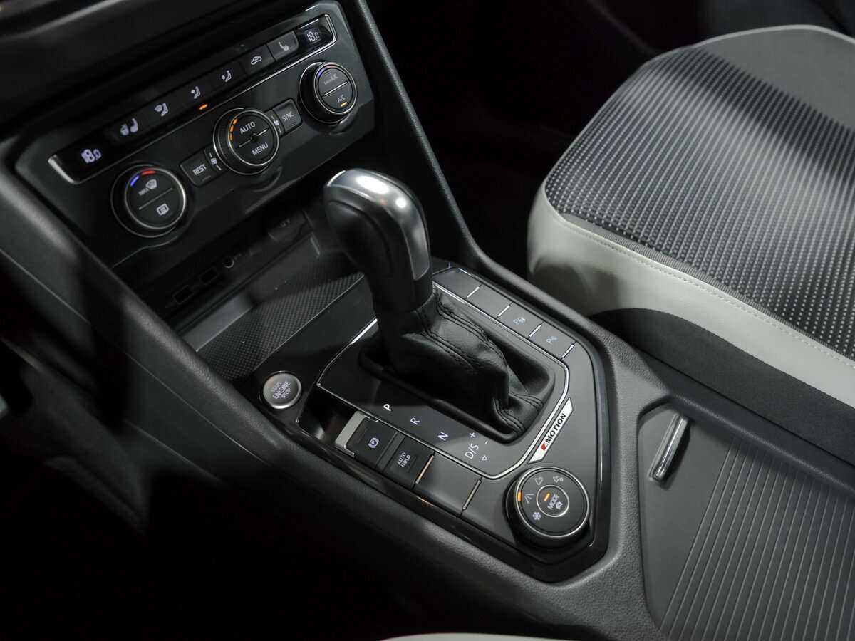 Купить Volkswagen Tiguan с пробегом. Фото: #9