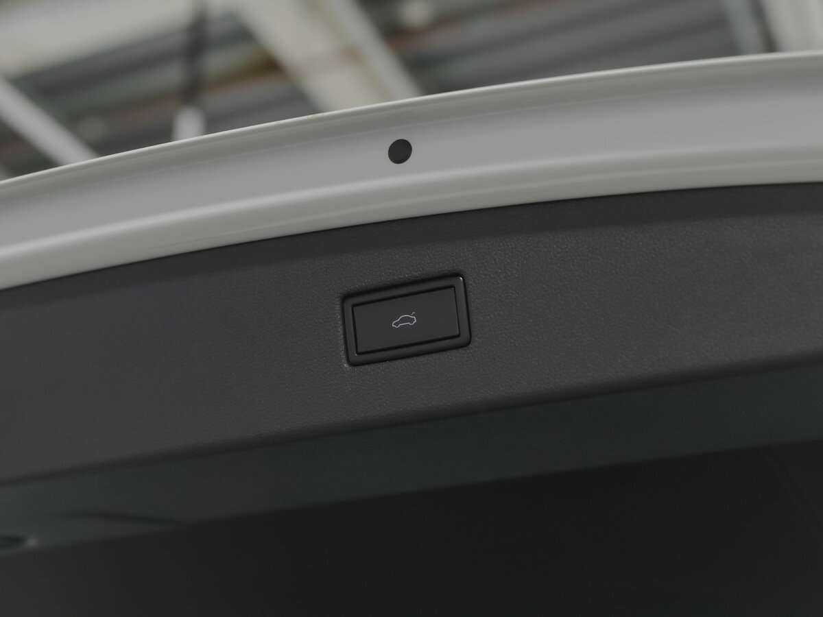 Купить Volkswagen Tiguan с пробегом. Фото: #14