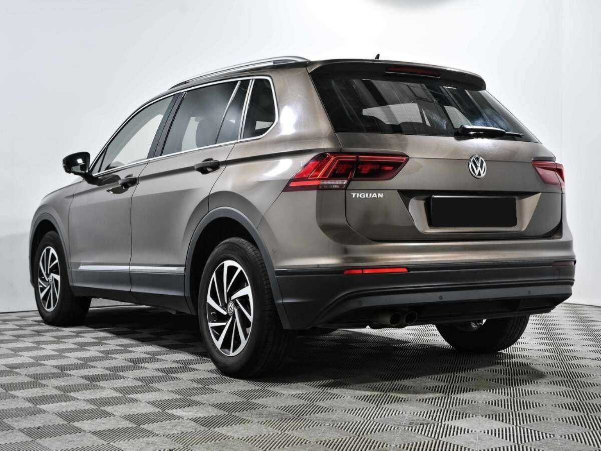 Купить Volkswagen Tiguan с пробегом. Фото: #4