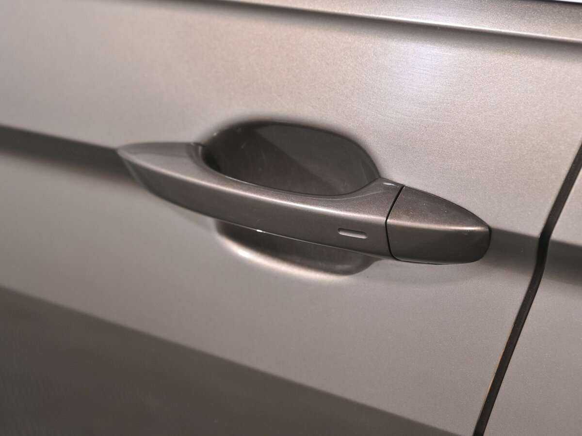 Купить Volkswagen Tiguan с пробегом. Фото: #17