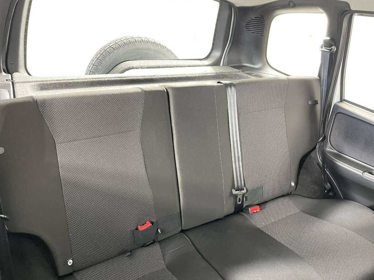 Купить Lada (ВАЗ) Niva с пробегом. Фото: #14