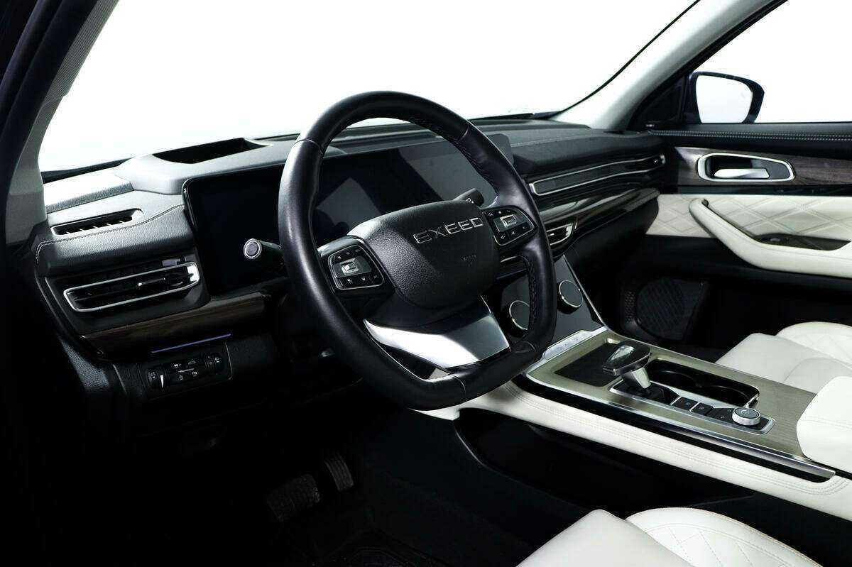 Купить EXEED VX с пробегом. Фото: #12