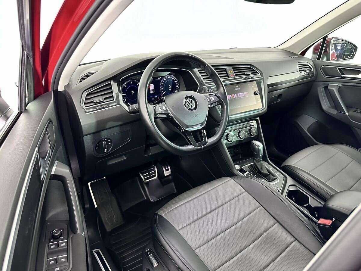 Купить Volkswagen Tiguan с пробегом. Фото: #8