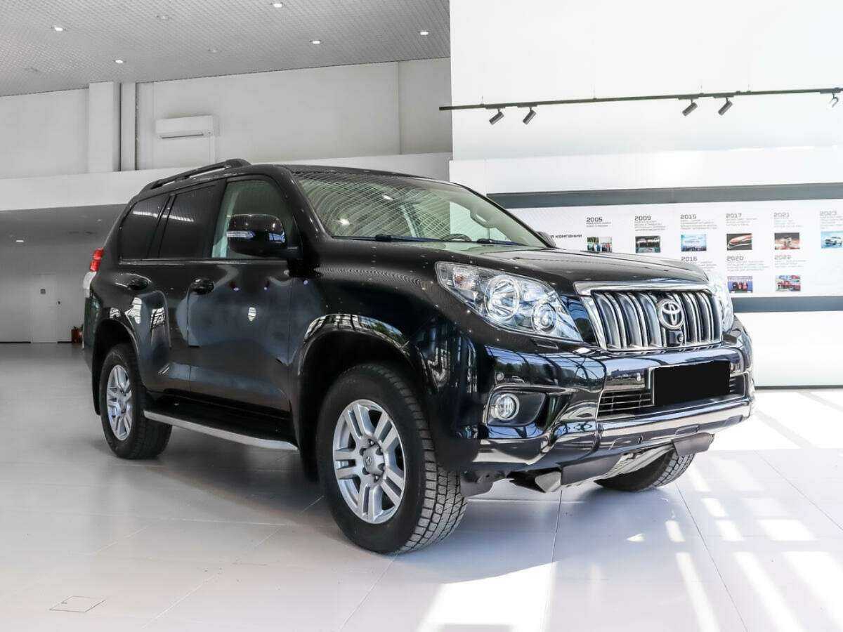 Купить Toyota Land Cruiser Prado с пробегом. Фото: #2