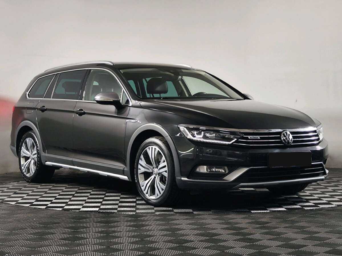 Купить Volkswagen Passat с пробегом. Фото: #1