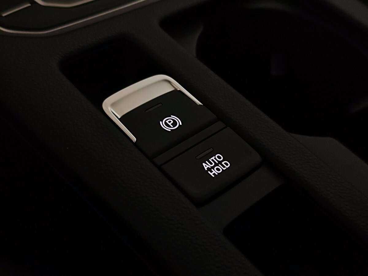 Купить Volkswagen Passat с пробегом. Фото: #20