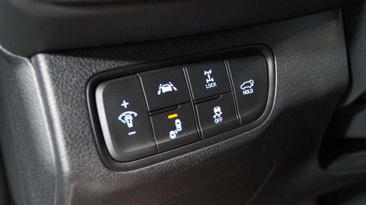 Купить Hyundai Santa Fe с пробегом. Фото: #15