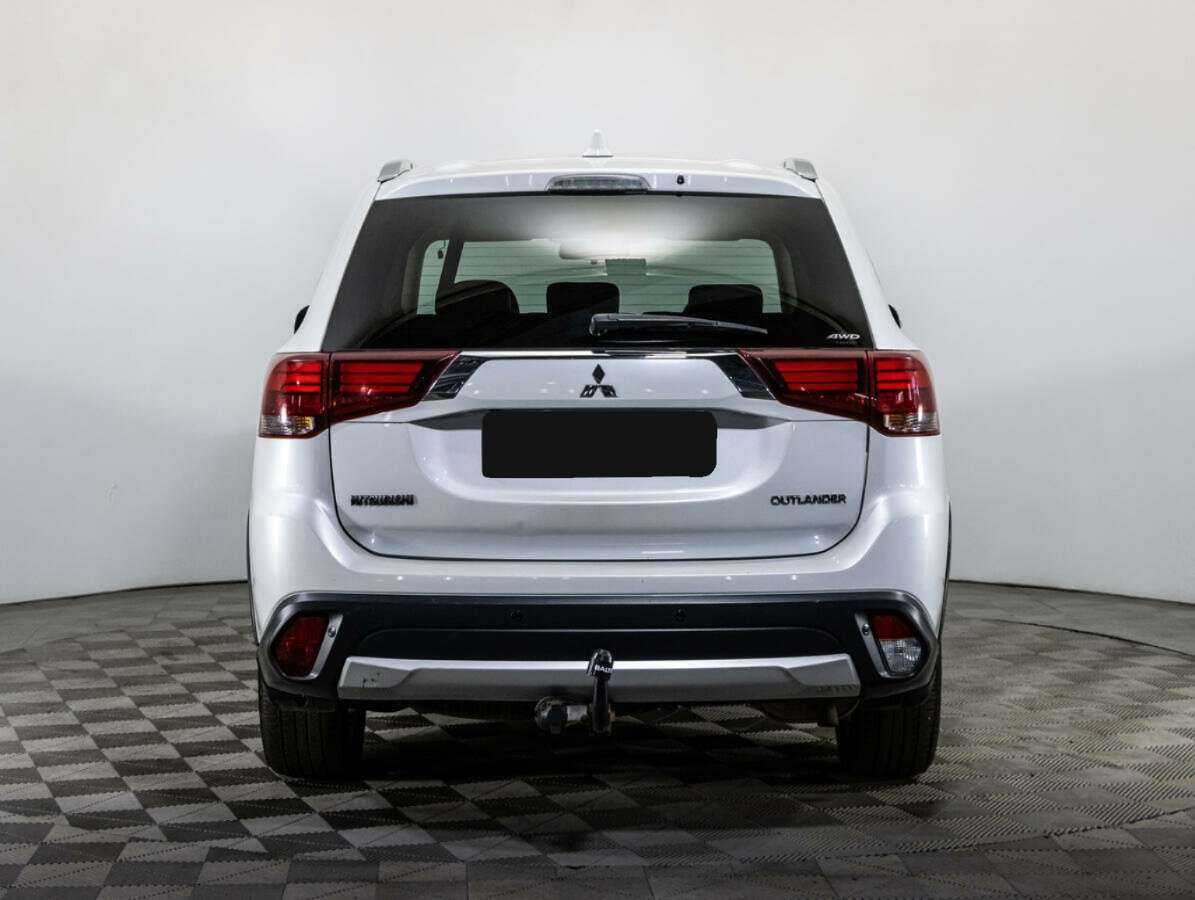 Купить Mitsubishi Outlander с пробегом. Фото: #5
