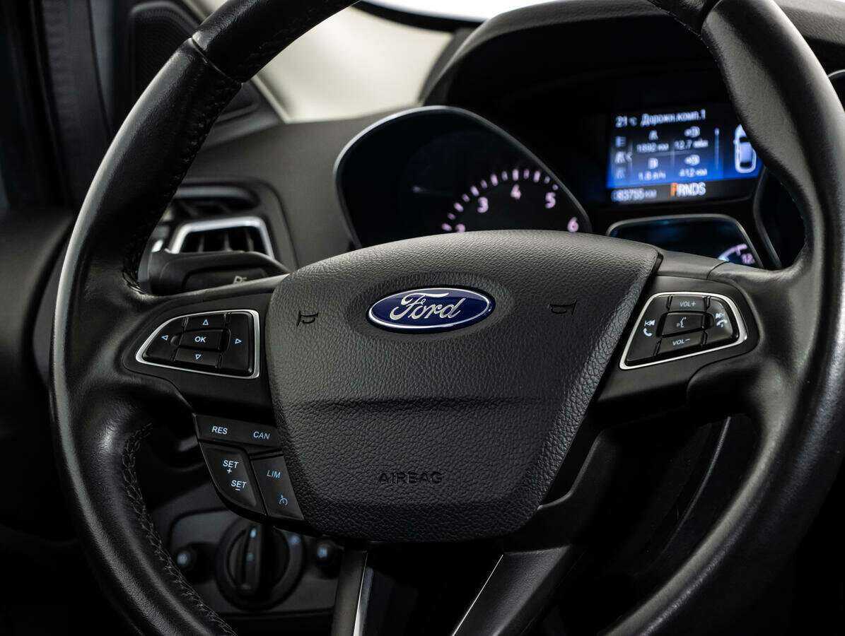 Купить Ford Kuga с пробегом. Фото: #9