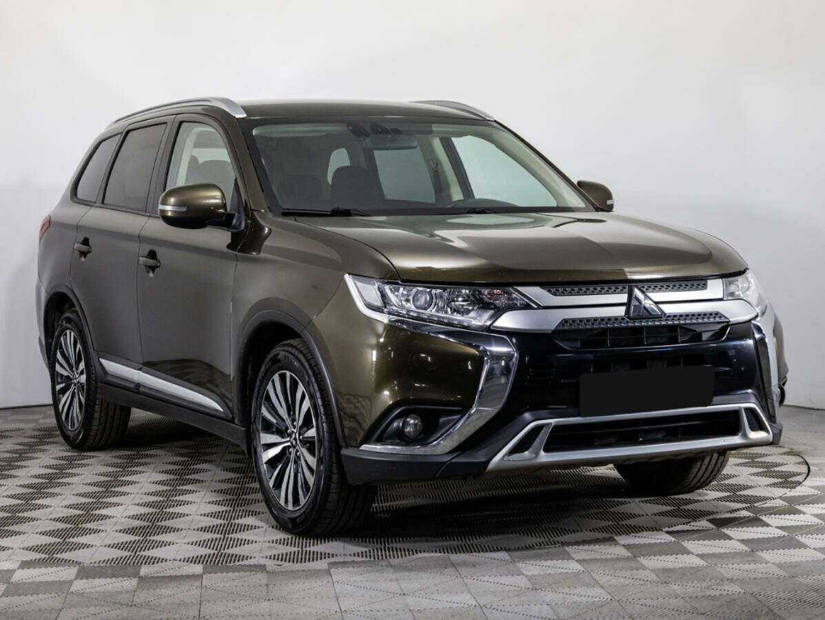 Купить Mitsubishi Outlander с пробегом. Фото: #2