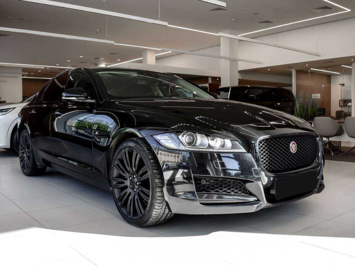 Купить Jaguar XF с пробегом. Фото: #3