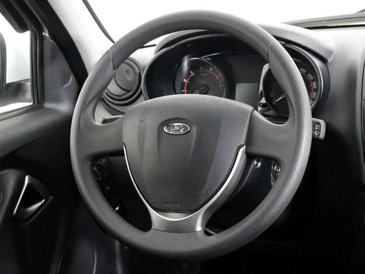 Купить Lada (ВАЗ) Granta с пробегом. Фото: #11