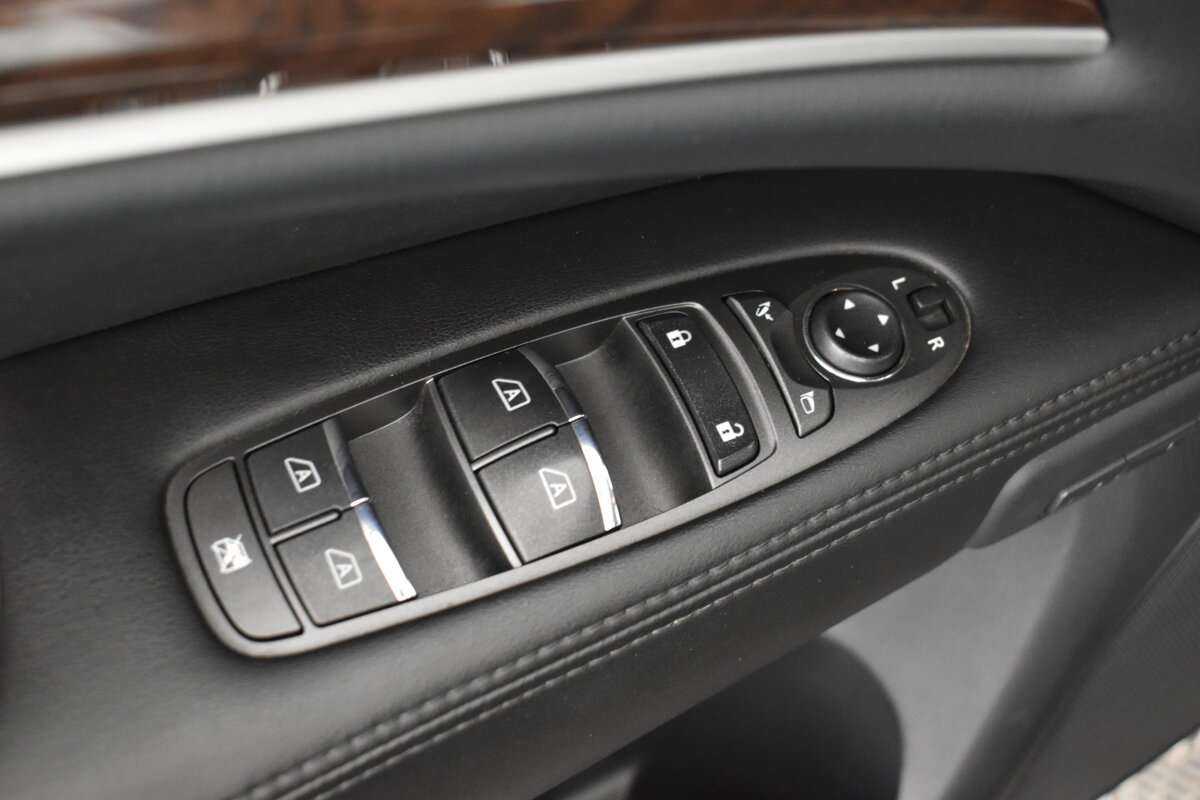 Купить Infiniti QX60 с пробегом. Фото: #8