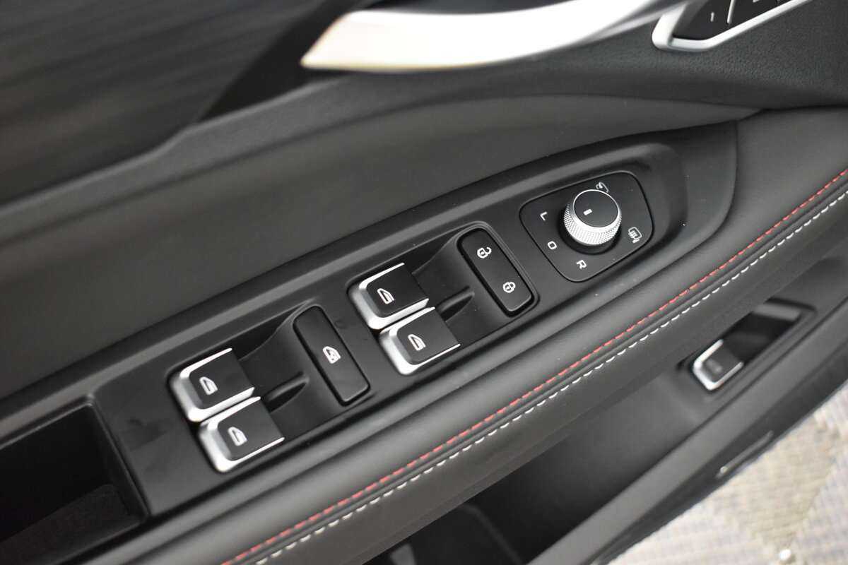 Купить Geely Tugella с пробегом. Фото: #6