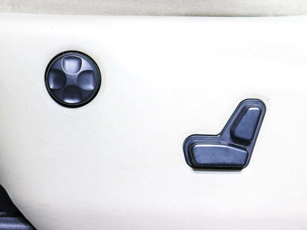 Купить Jeep Grand Cherokee с пробегом. Фото: #18