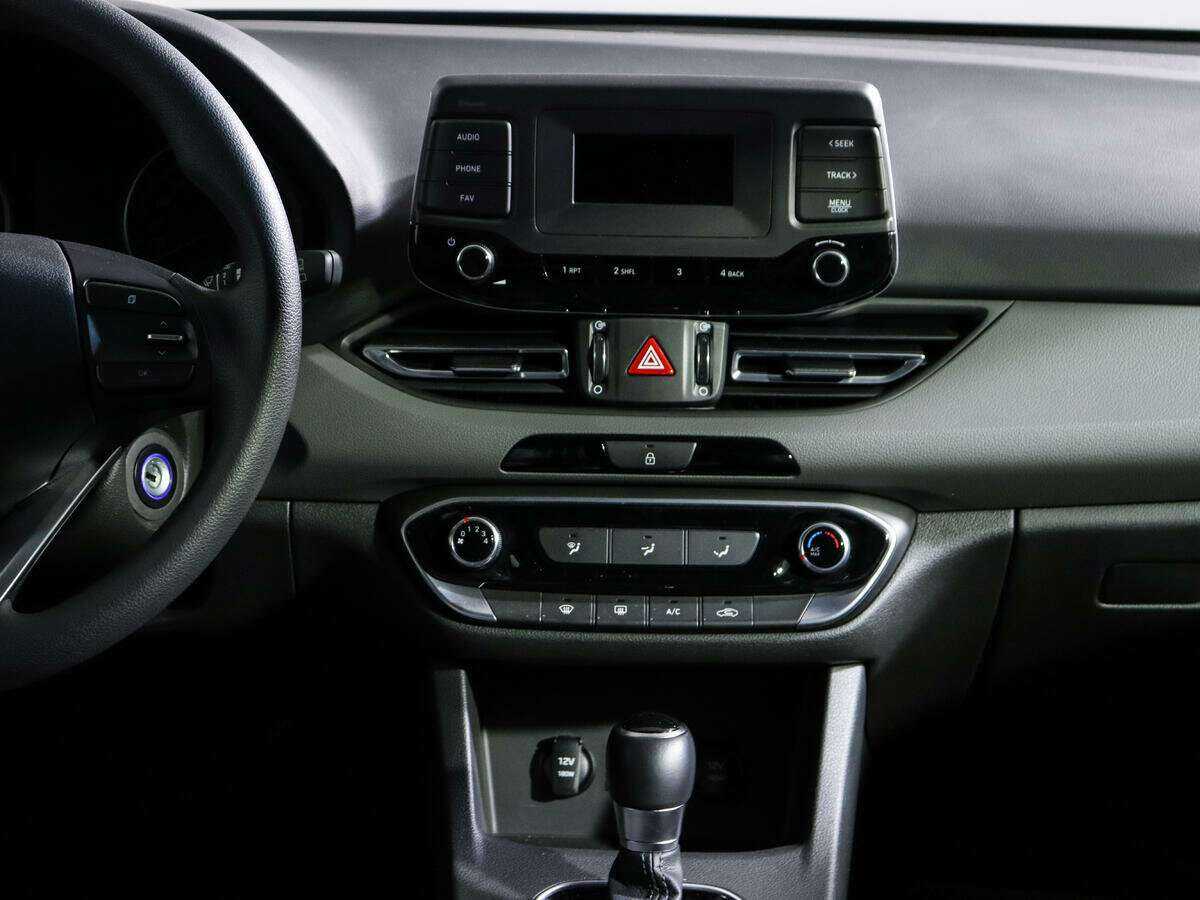 Купить Hyundai i30 с пробегом. Фото: #10
