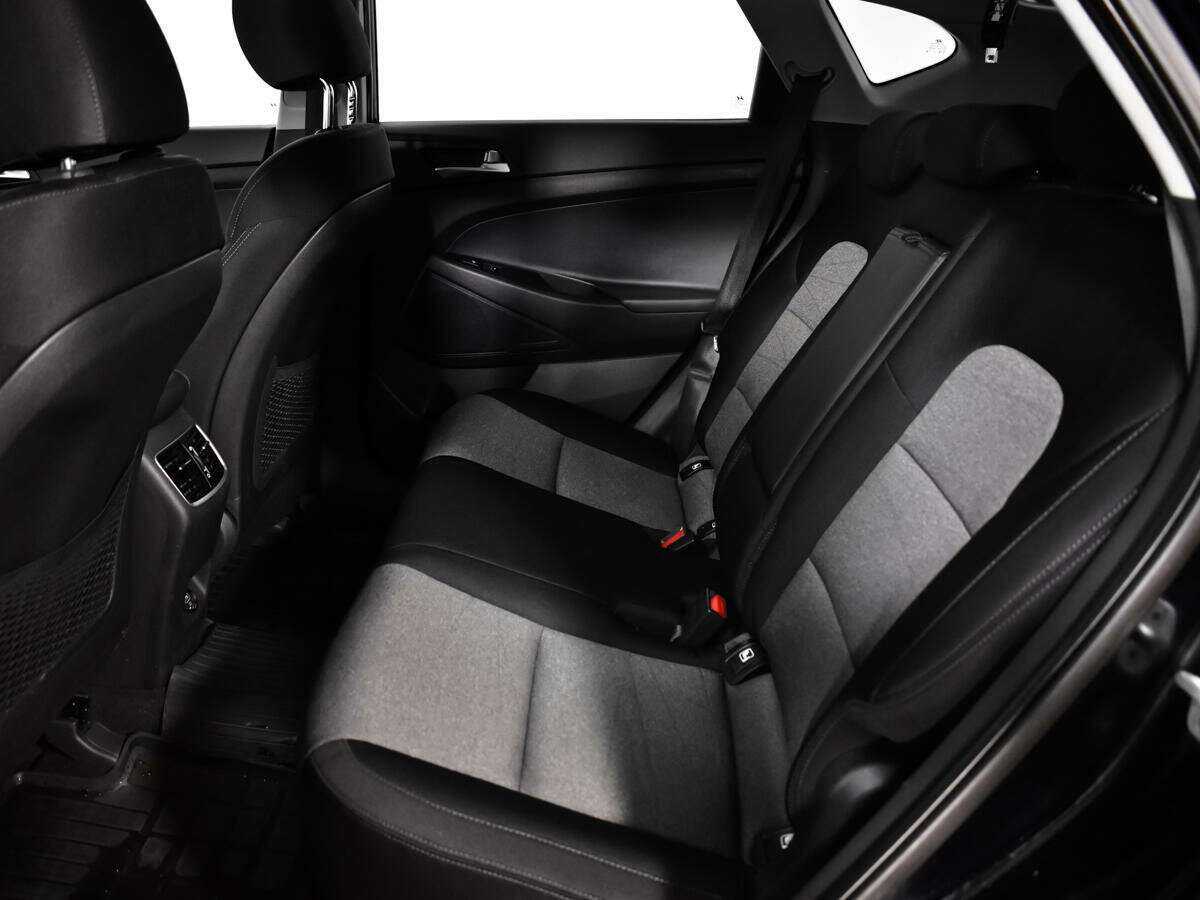 Купить Hyundai Tucson с пробегом. Фото: #9