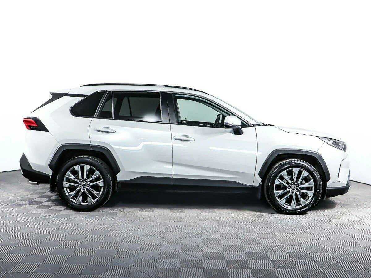 Купить Toyota RAV4 с пробегом. Фото: #3