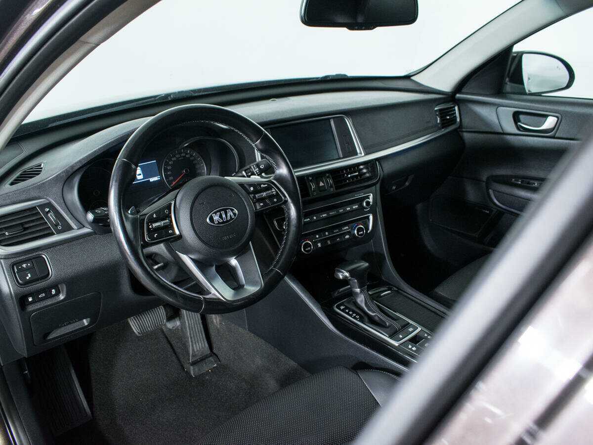 Купить Kia Optima с пробегом. Фото: #12