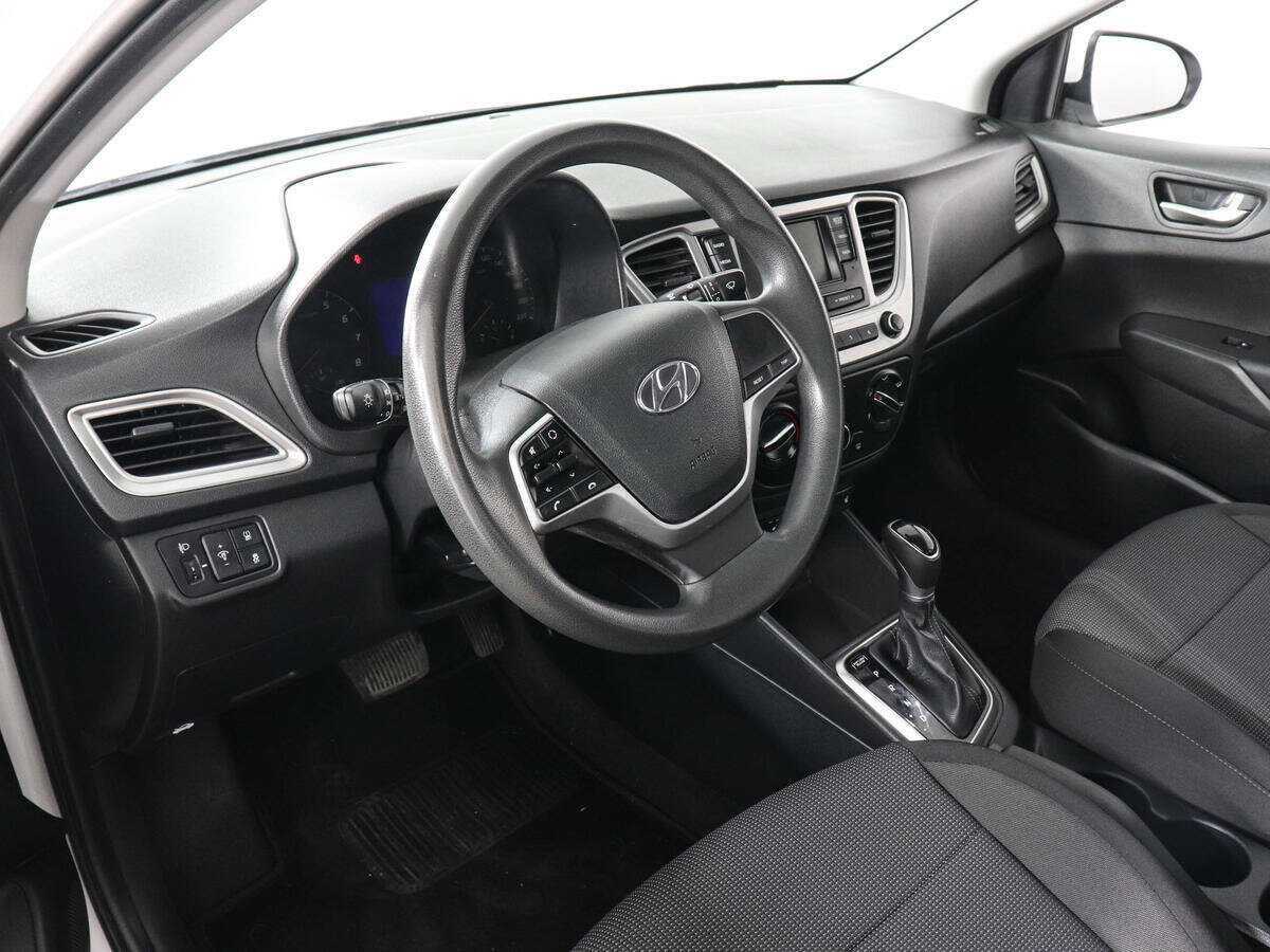 Купить Hyundai Accent с пробегом. Фото: #8