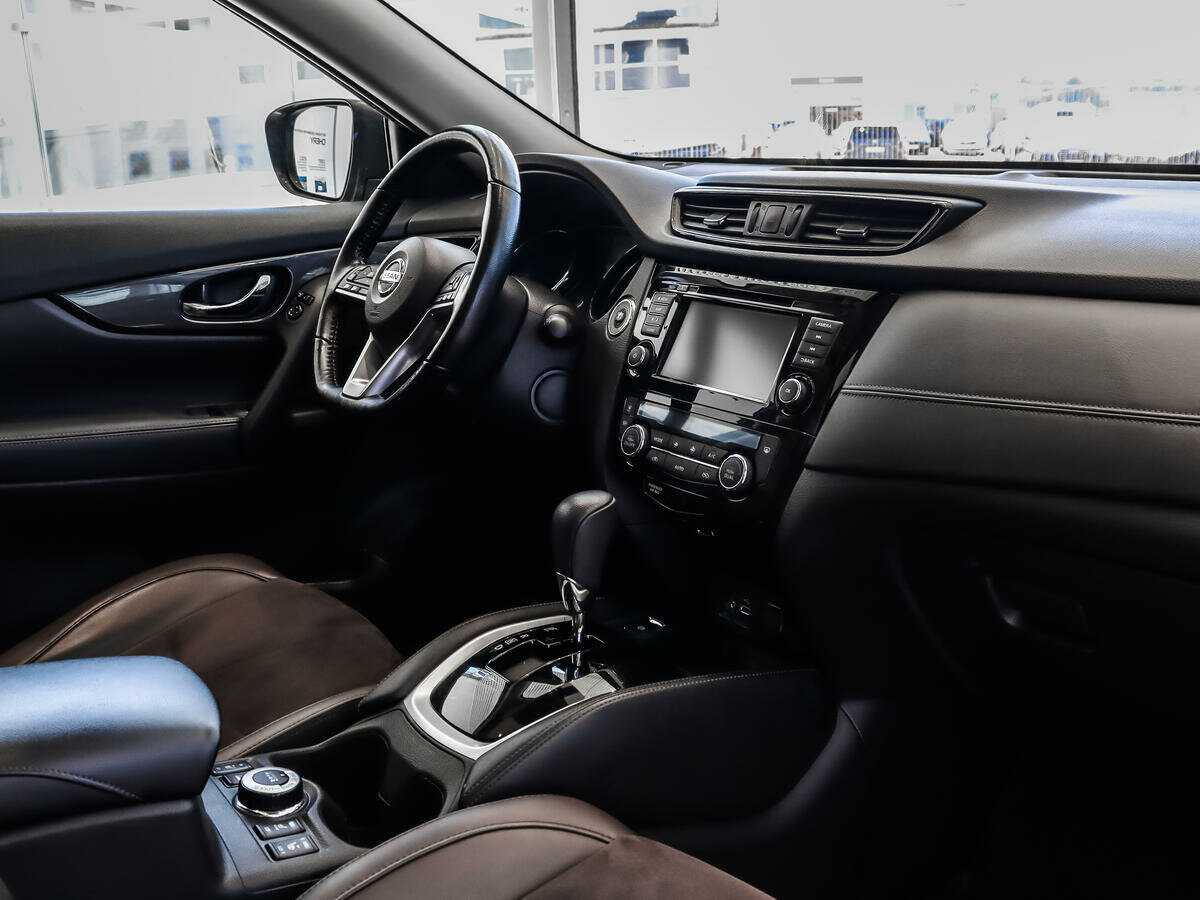 Купить Nissan X-Trail с пробегом. Фото: #11