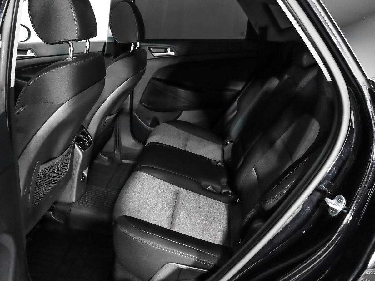 Купить Hyundai Tucson с пробегом. Фото: #9