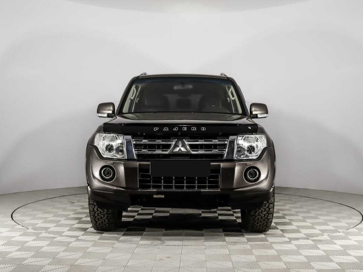 Купить Mitsubishi Pajero с пробегом. Фото: #1
