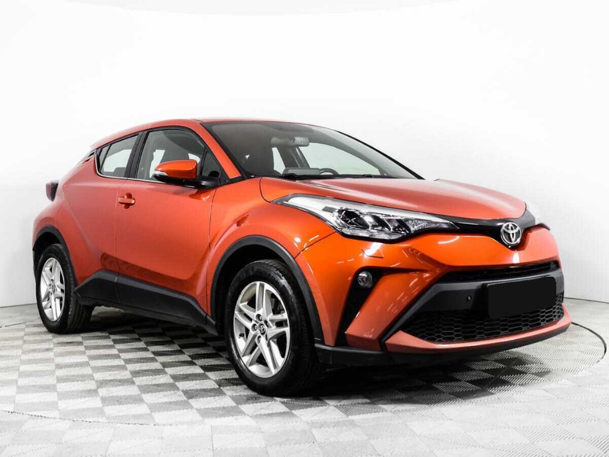 Купить Toyota C-HR с пробегом. Фото: #2