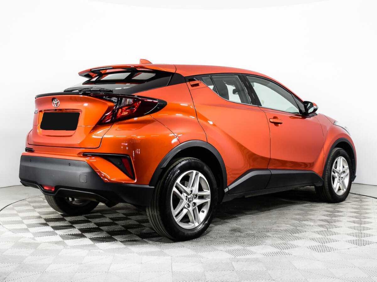 Купить Toyota C-HR с пробегом. Фото: #4