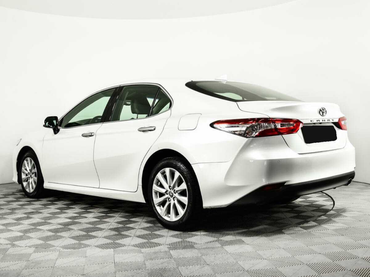 Купить Toyota Camry с пробегом. Фото: #6