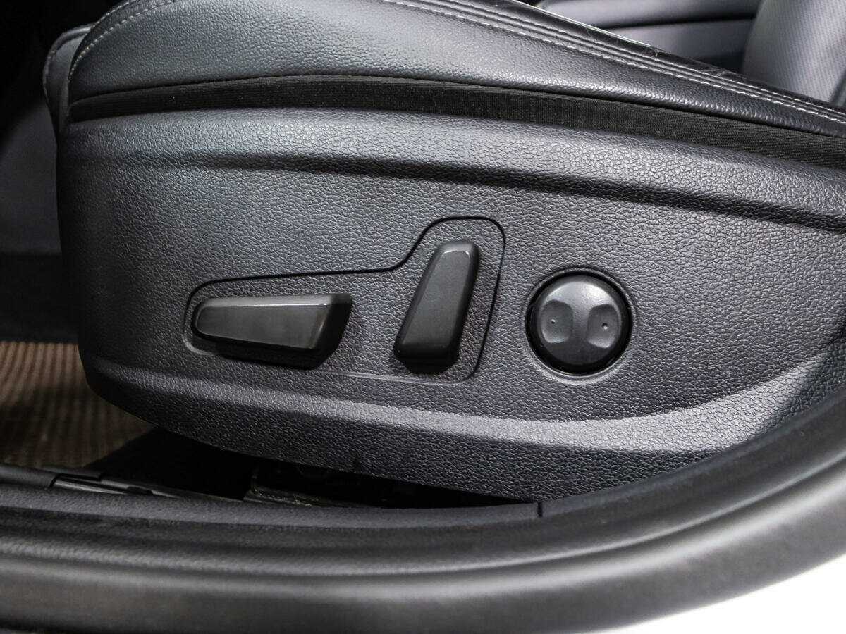 Купить Hyundai Grandeur с пробегом. Фото: #15