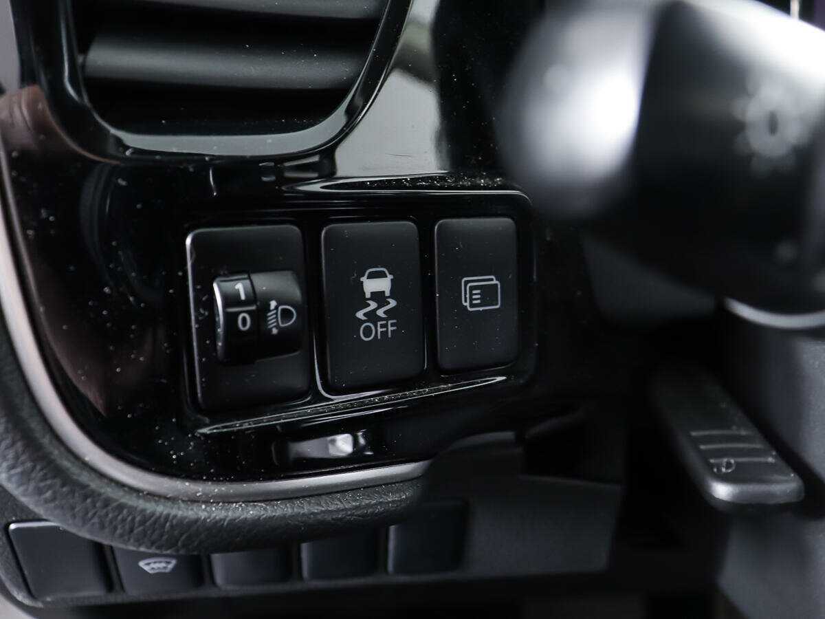 Купить Mitsubishi Outlander с пробегом. Фото: #18