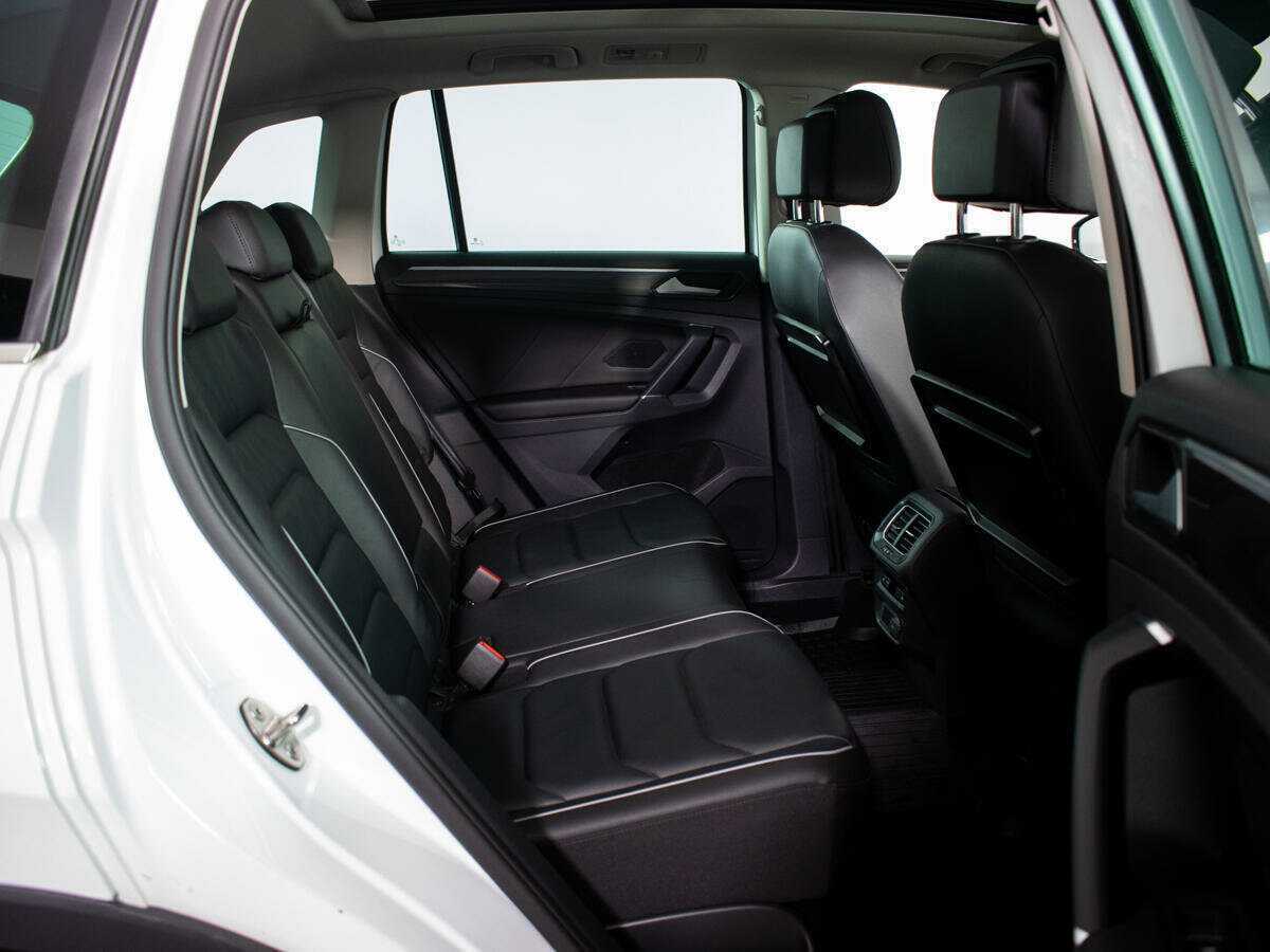 Купить Volkswagen Tiguan с пробегом. Фото: #9