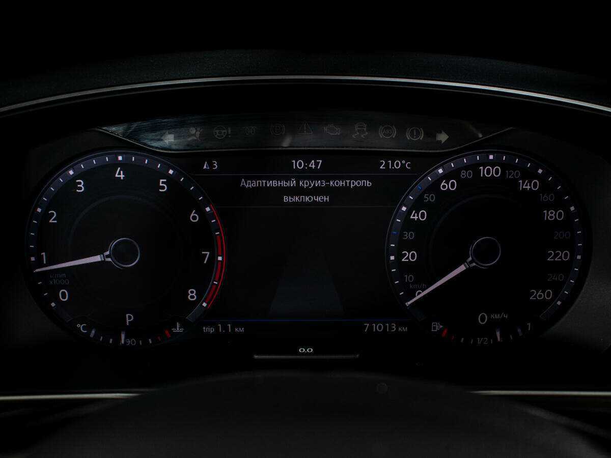 Купить Volkswagen Tiguan с пробегом. Фото: #11