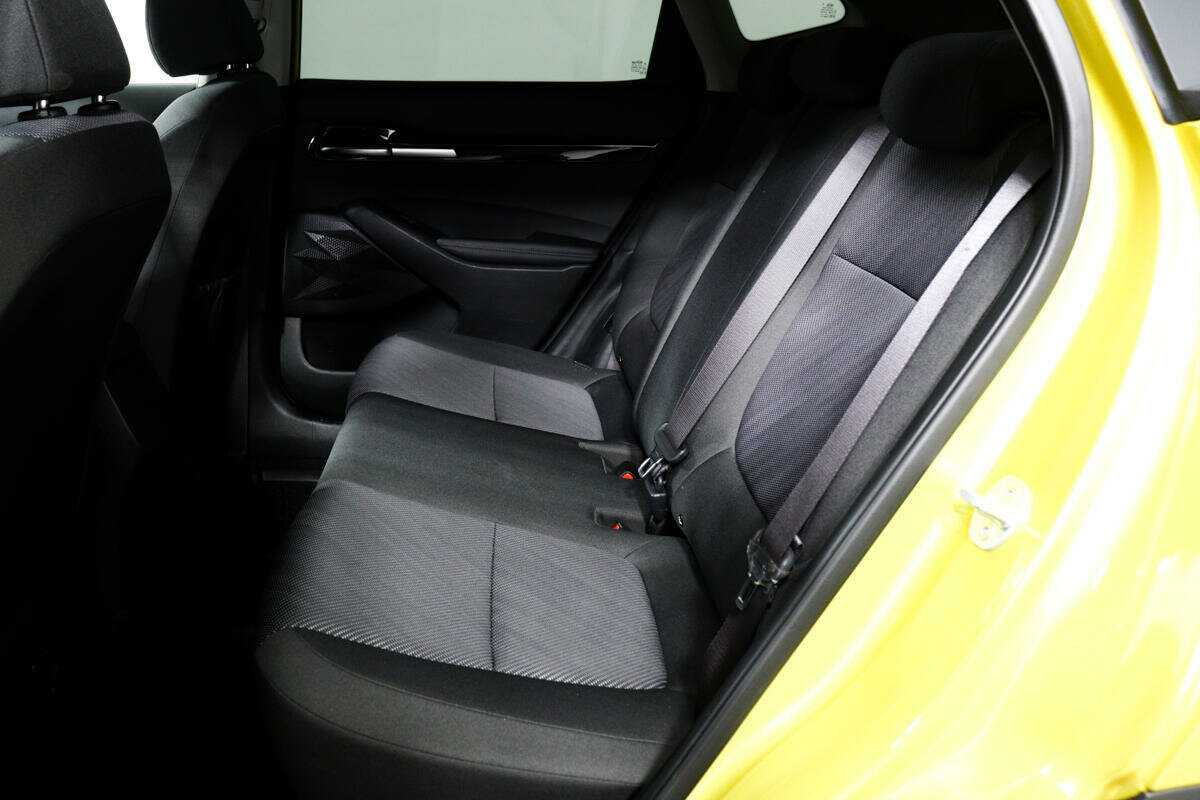 Купить Kia Seltos с пробегом. Фото: #11