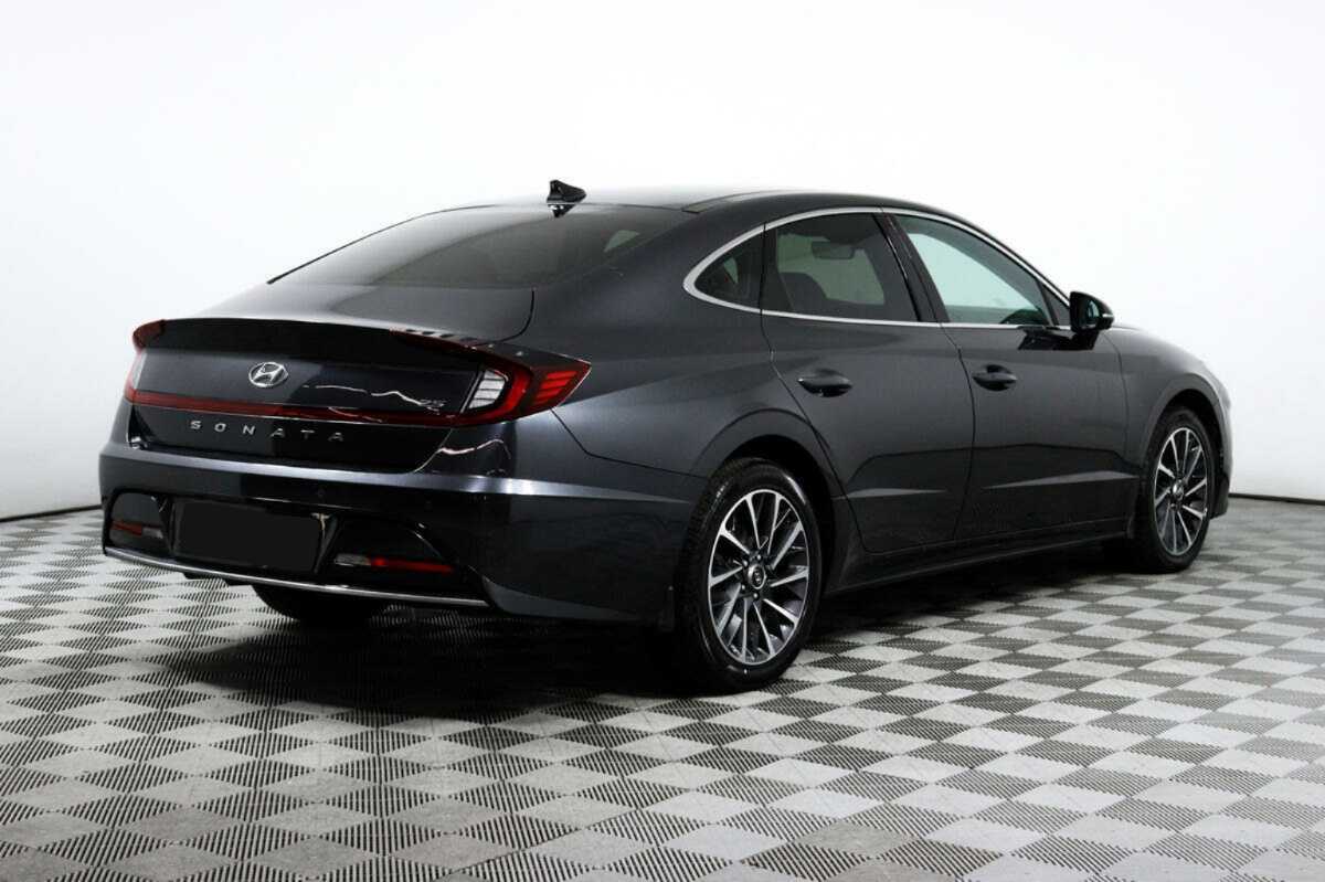 Купить Hyundai Sonata с пробегом. Фото: #4