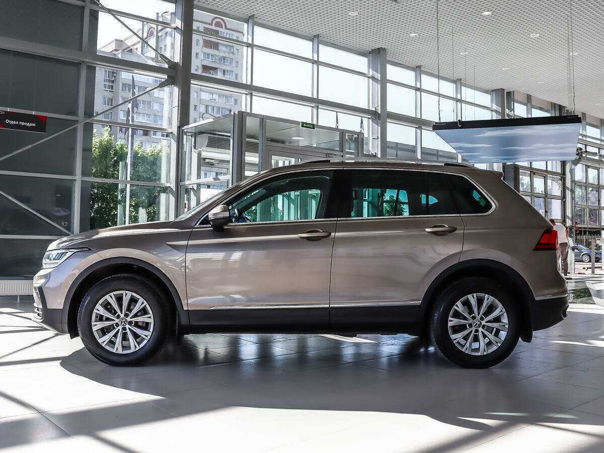 Купить Volkswagen Tiguan с пробегом. Фото: #7
