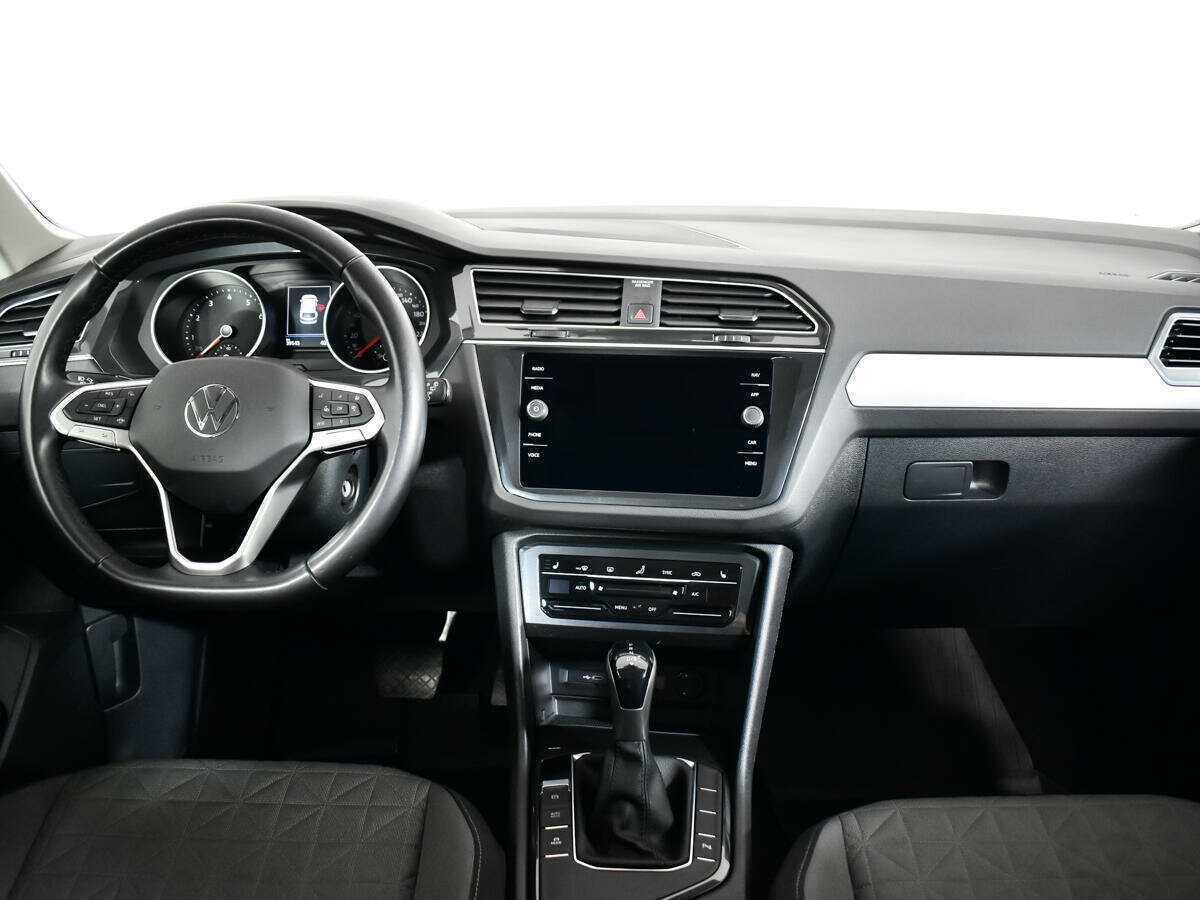 Купить Volkswagen Tiguan с пробегом. Фото: #11
