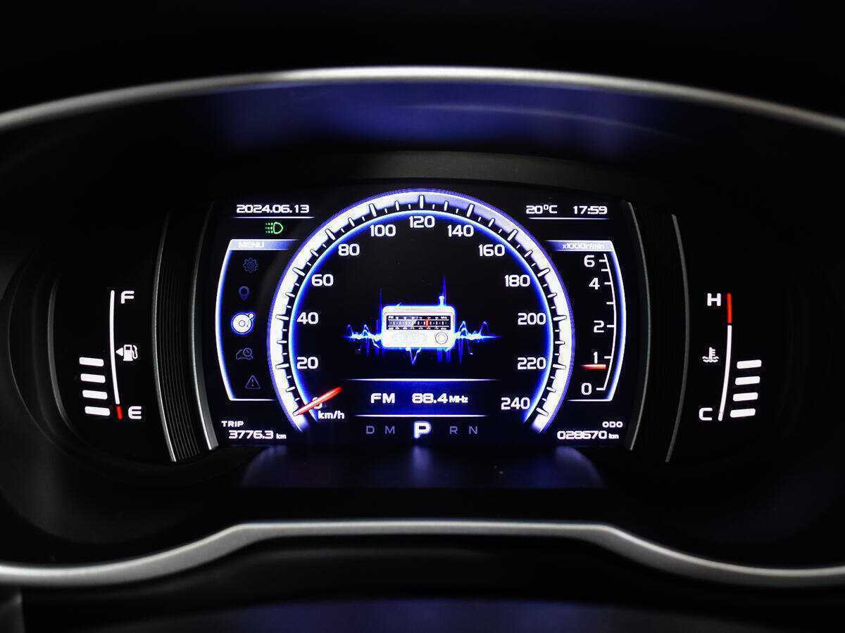 Купить Geely Atlas с пробегом. Фото: #12