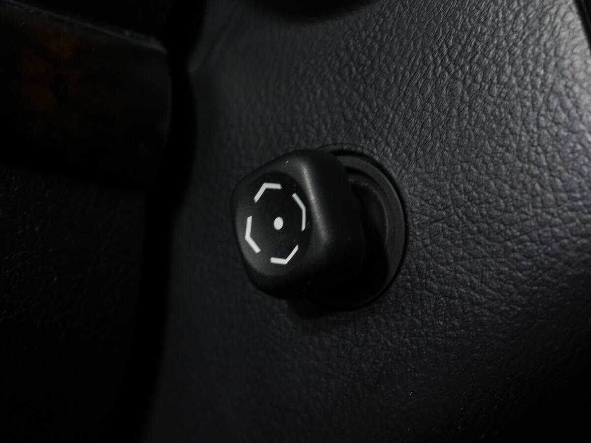 Купить Toyota Land Cruiser с пробегом. Фото: #20