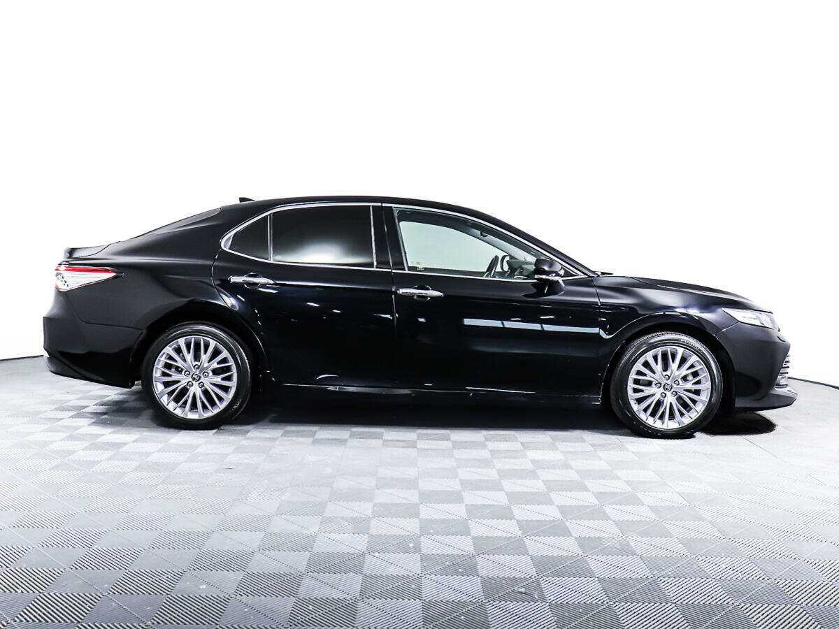 Купить Toyota Camry с пробегом. Фото: #3