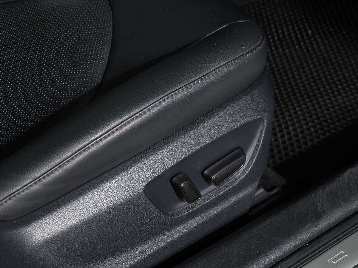 Купить Toyota Camry с пробегом. Фото: #16