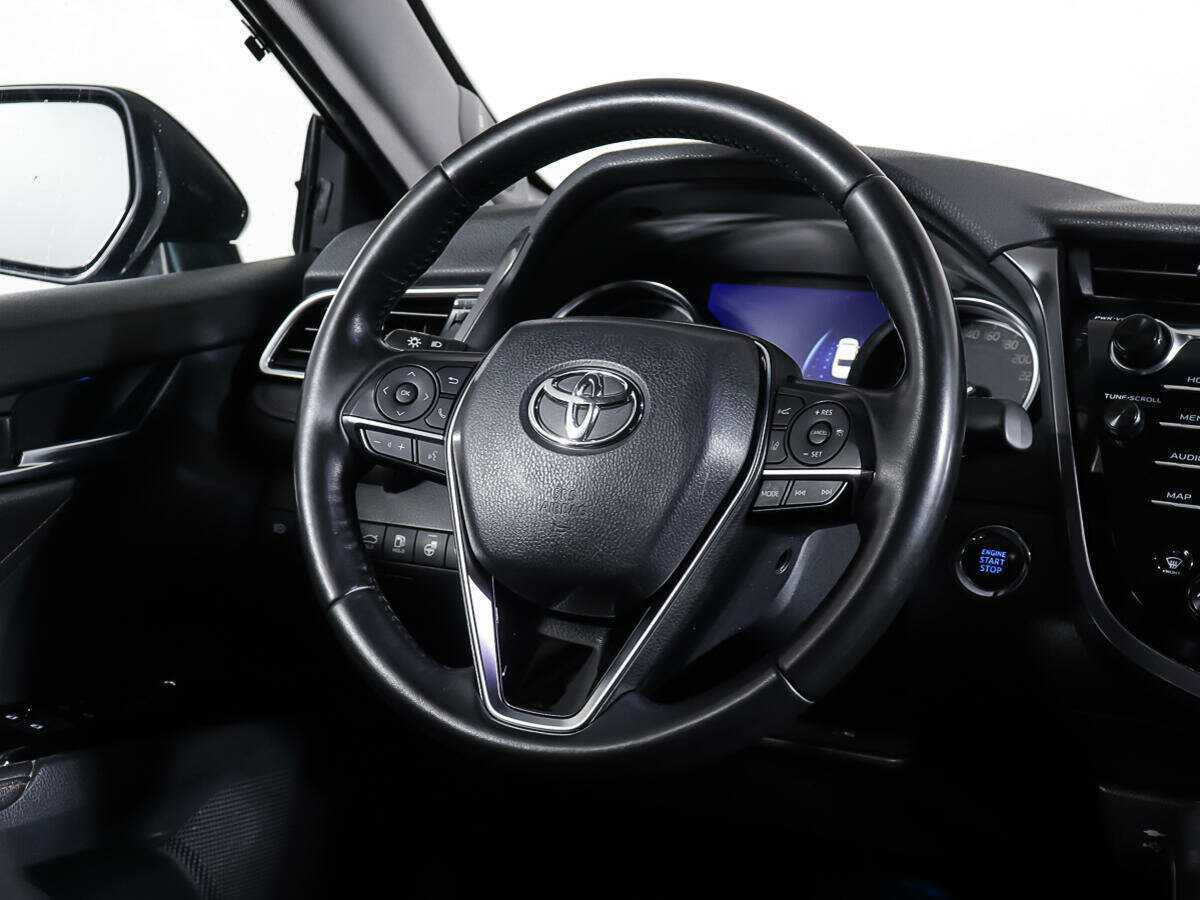 Купить Toyota Camry с пробегом. Фото: #17