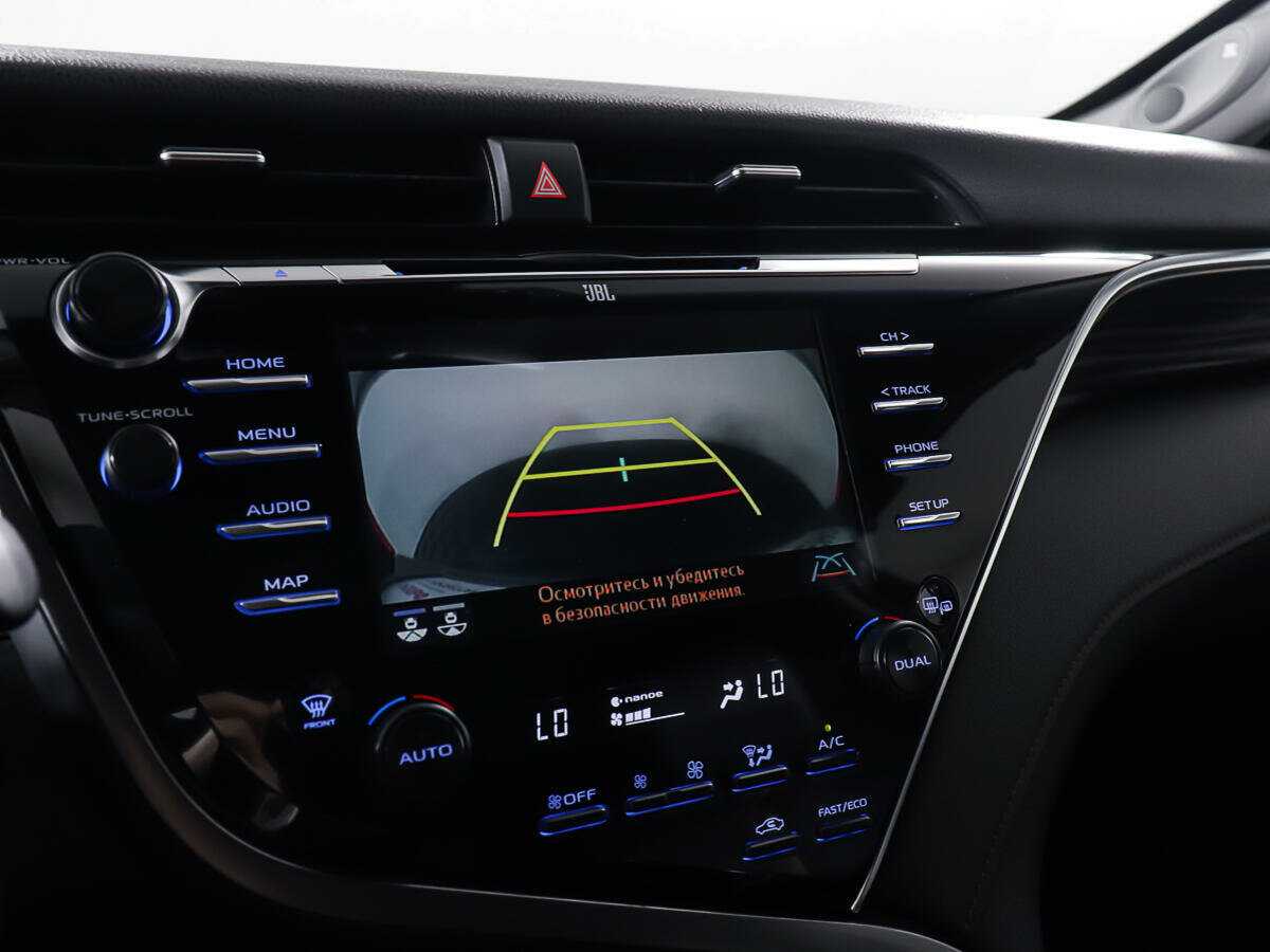 Купить Toyota Camry с пробегом. Фото: #18