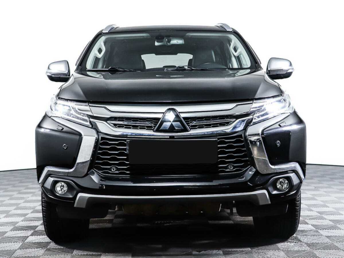 Купить Mitsubishi Pajero Sport с пробегом. Фото: #1